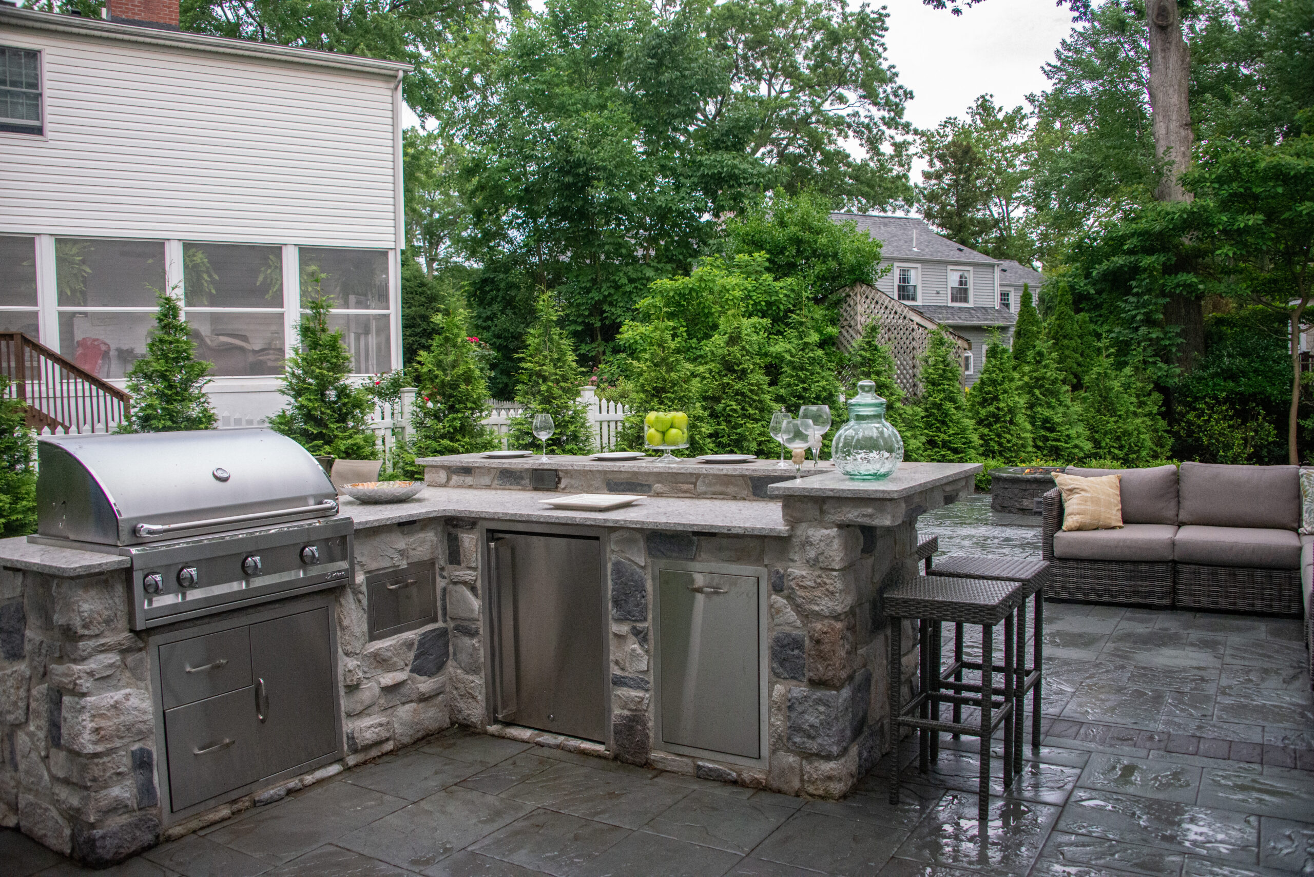 Outdoor Kitchen and Firepit